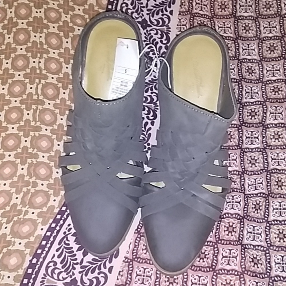 Women's grey slip on heels